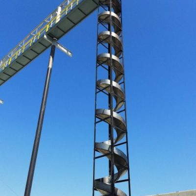 Spiral Gravity Chute for Grains